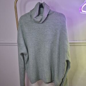 light grewn  Turtleneck Women Sweater